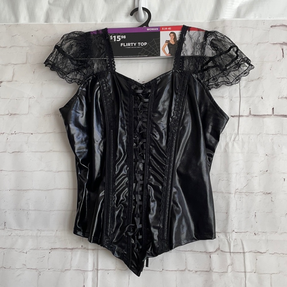 Halloween flirty top size S (4-6) NWT!